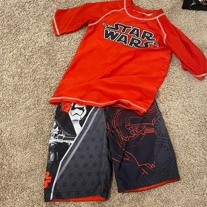 BOYS STARWARS SWIM SUIT SET!